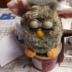 ORIGINAL FURBY THAT ACTUALLY STILL WORKS 1998 EDITION